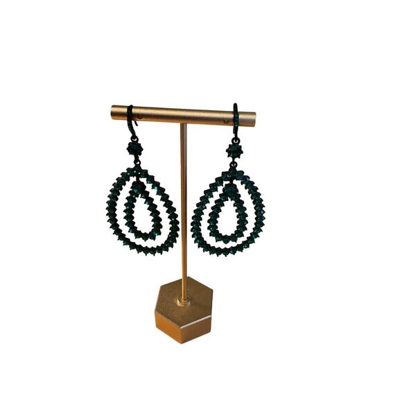 Womens Crystal Water Drop Hanging Dangle Earrings Pageants Green NEW - Picture 1 of 3